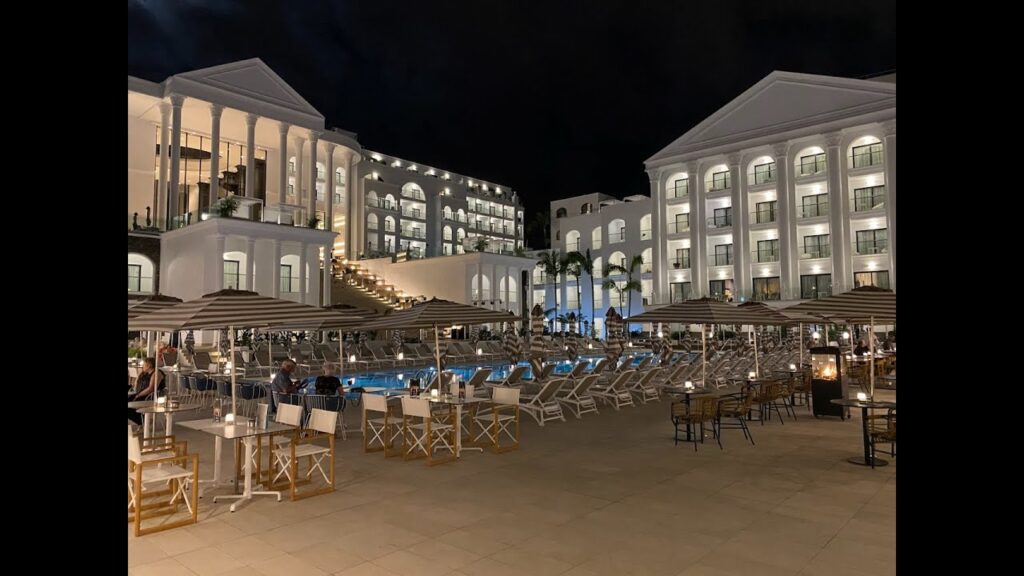 Princess Inspire Tenerife: Una Fuente de Inspiración Real 1 Princess Inspire Tenerife: Una Fuente de Inspiración Real